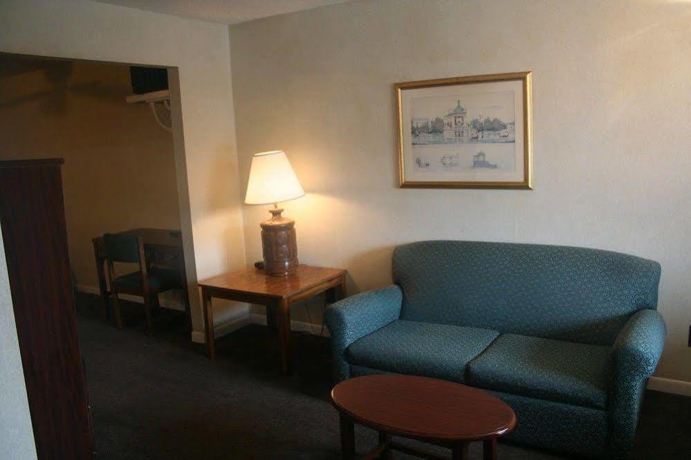King'S Inn Huntsville Esterno foto