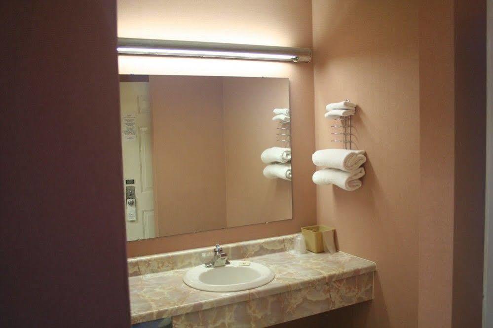 King'S Inn Huntsville Esterno foto